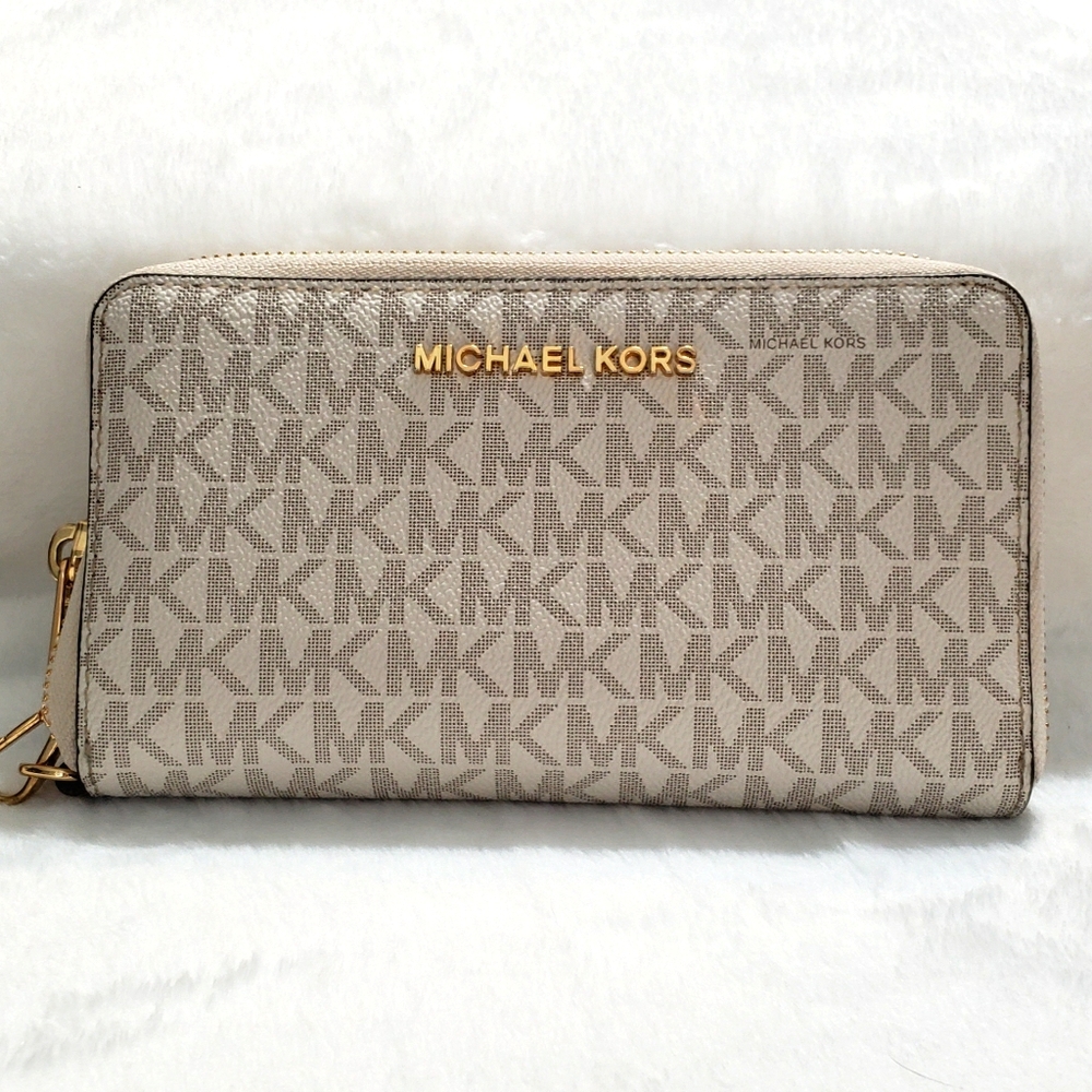 Michael Kors Logo Wristlet